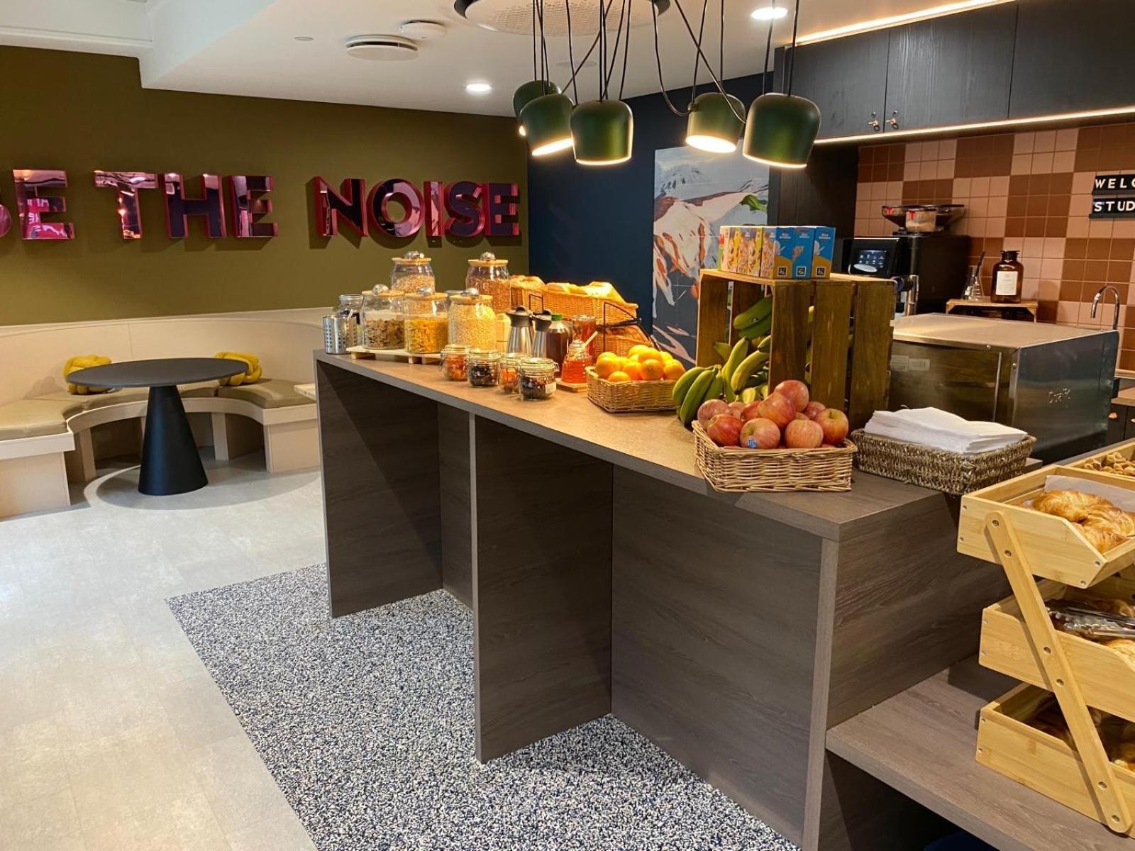 شقة Joivy At Vita Iona Street - Adults Only - Free Breakfast Buffet إدنبرة المظهر الخارجي الصورة